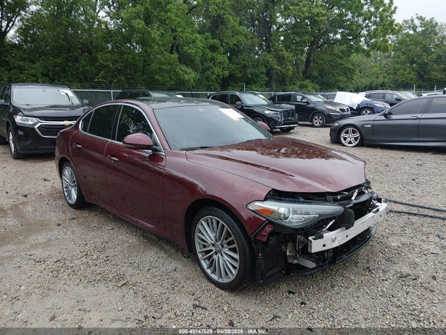 Salvage Alfa Romeo Giulia Image