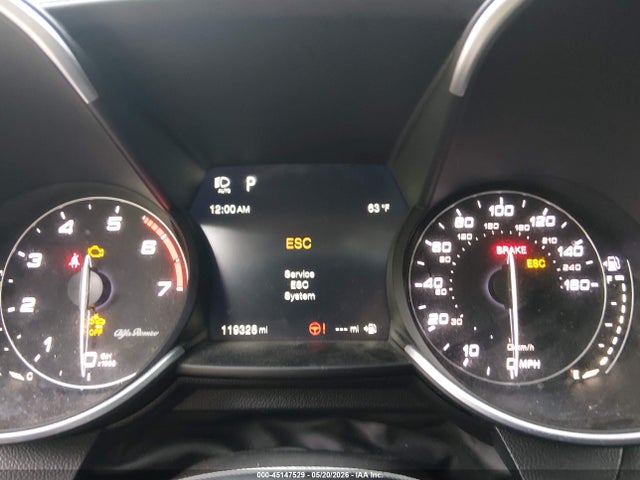 Alfa Romeo Giulia Ti Awd