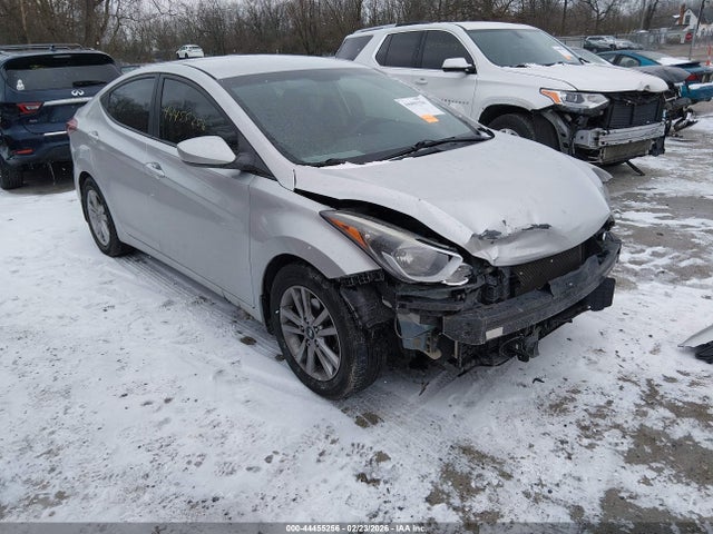 Salvage Hyundai ELANTRA Image