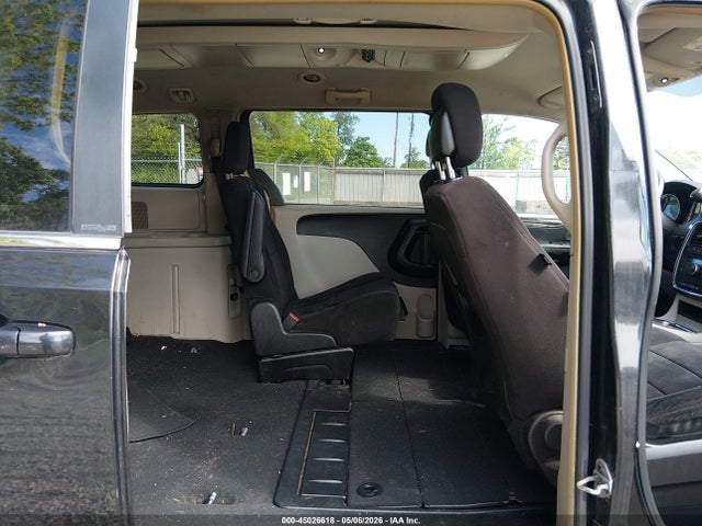 Dodge Grand Caravan Crew