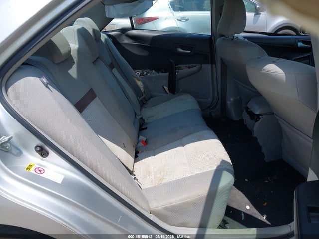 Toyota Camry Le