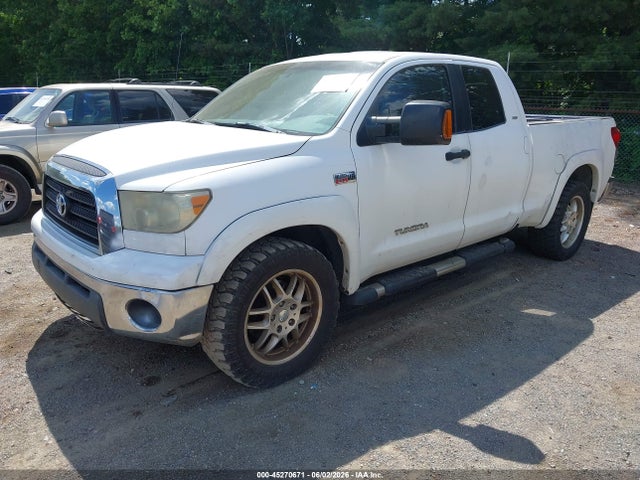 Toyota Tundra Sr5 V8