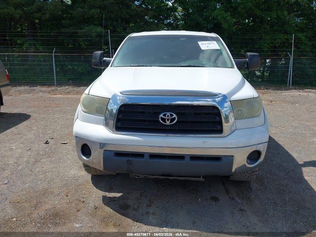 Toyota Tundra Sr5 V8