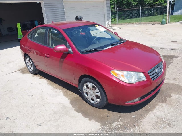 Salvage Hyundai ELANTRA Image