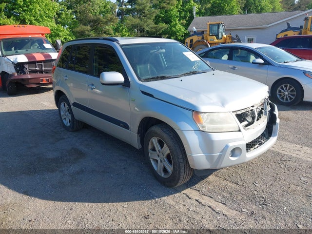 Salvage Suzuki Grand Vitara Image