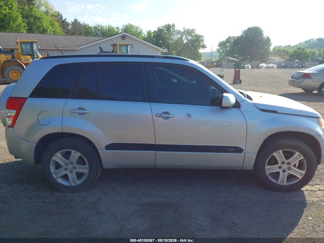 Suzuki Grand Vitara Luxury