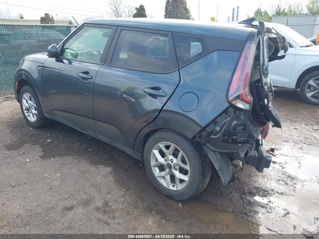 Kia Soul Lx
