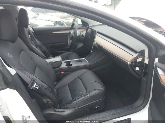 Tesla Model 3 Rear-wheel Drive