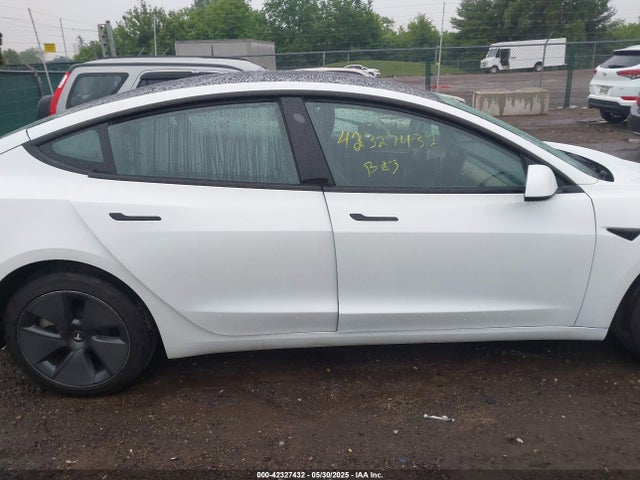 Tesla Model 3 Rear-wheel Drive