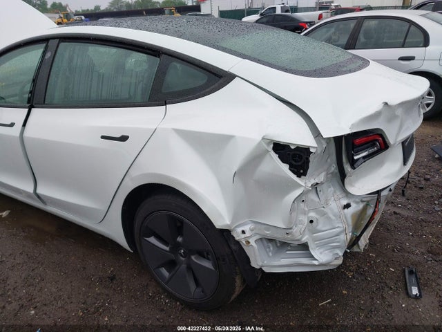 Tesla Model 3 Rear-wheel Drive