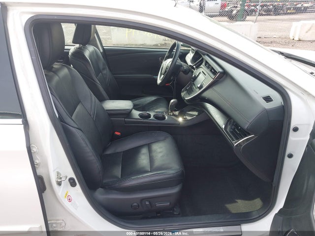 Toyota Avalon Hybrid Limited