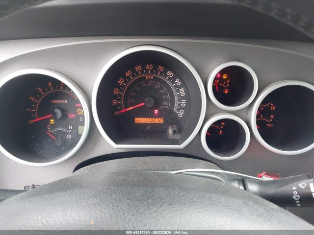 Toyota Sequoia Sr5 5.7l V8