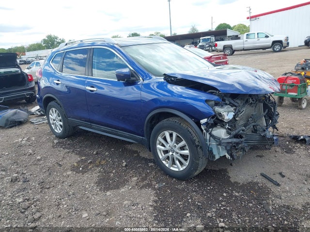 Salvage Nissan Rogue Image