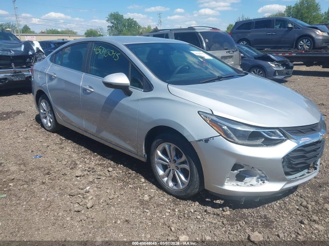 Salvage Chevrolet Cruze Image