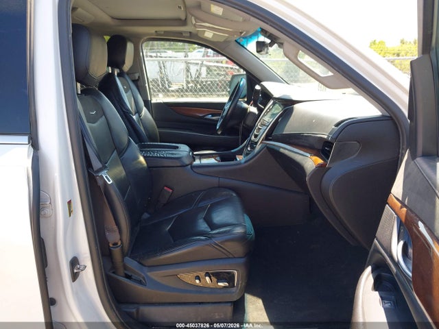 Cadillac Escalade Luxury