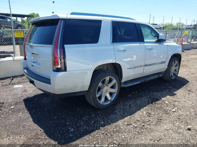 Cadillac Escalade Luxury