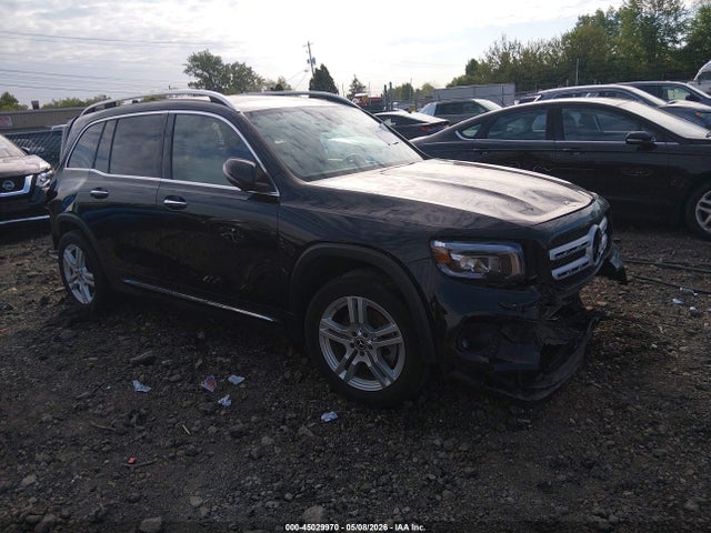 Salvage Mercedes-Benz GLB Image