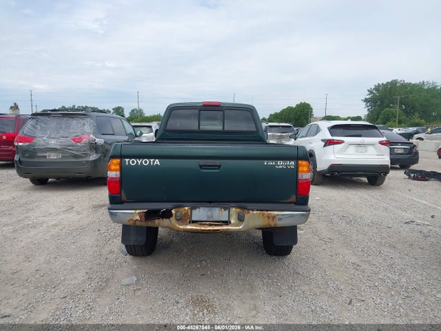 Toyota Tacoma Base V6