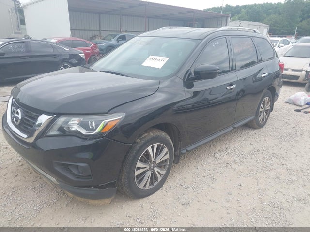 Nissan Pathfinder S