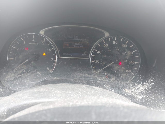 Nissan Pathfinder S