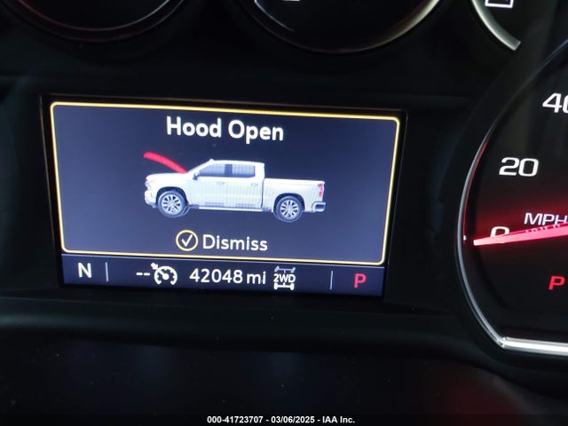 Chevrolet Silverado 1500 4wd  Short Bed Lt Trail Boss