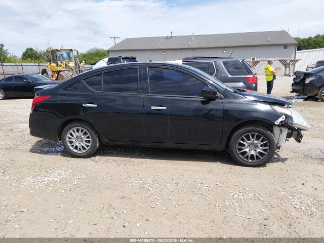 Nissan Versa 1.6 Sv