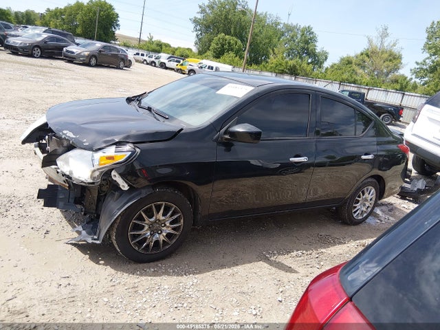 Nissan Versa 1.6 Sv