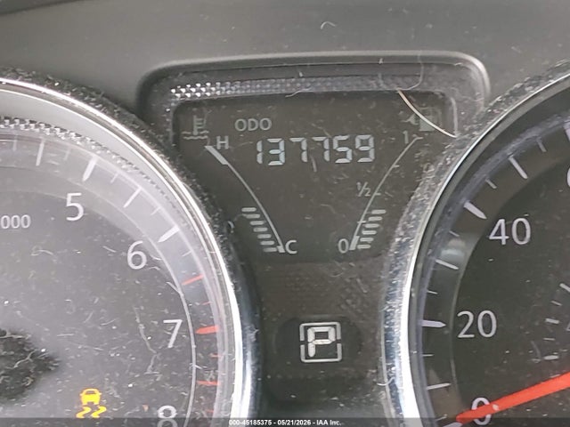 Nissan Versa 1.6 Sv