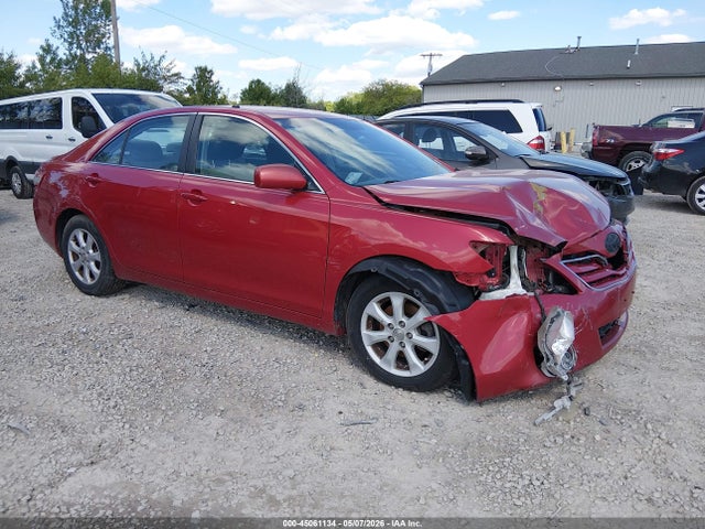 Salvage Toyota Camry Image