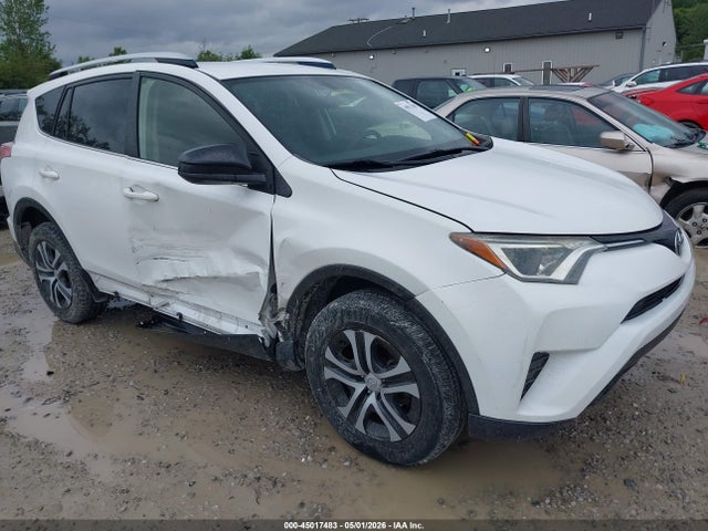 Salvage Toyota RAV4 Image