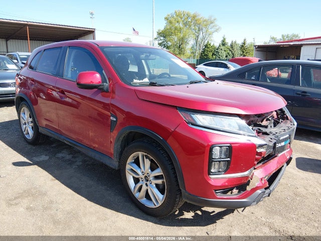 Salvage Mitsubishi Outlander Image