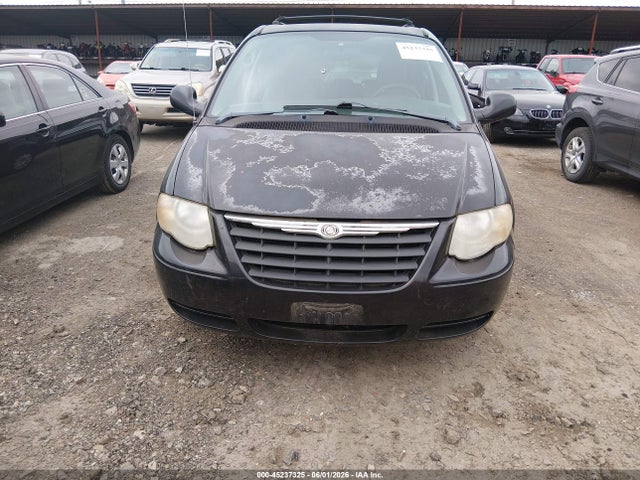 Chrysler Town & Country Lx