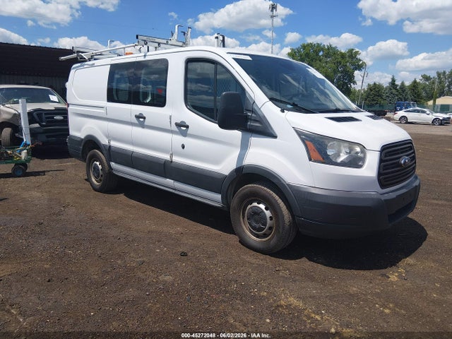 Salvage Ford Transit Image