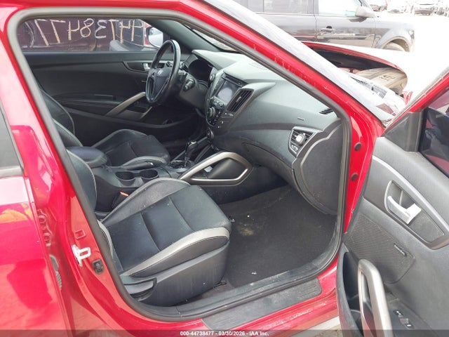 Hyundai VELOSTER Turbo