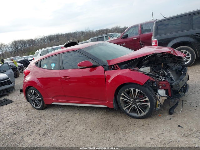 Hyundai VELOSTER Turbo