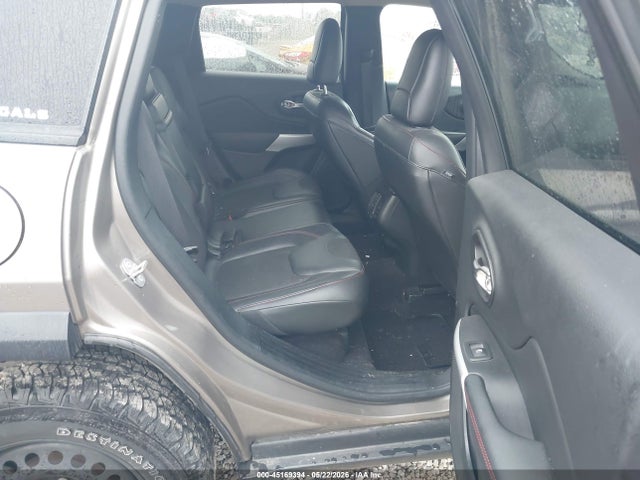 Jeep Cherokee Trailhawk 4x4