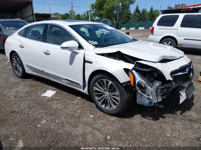 Salvage Buick LaCrosse Image