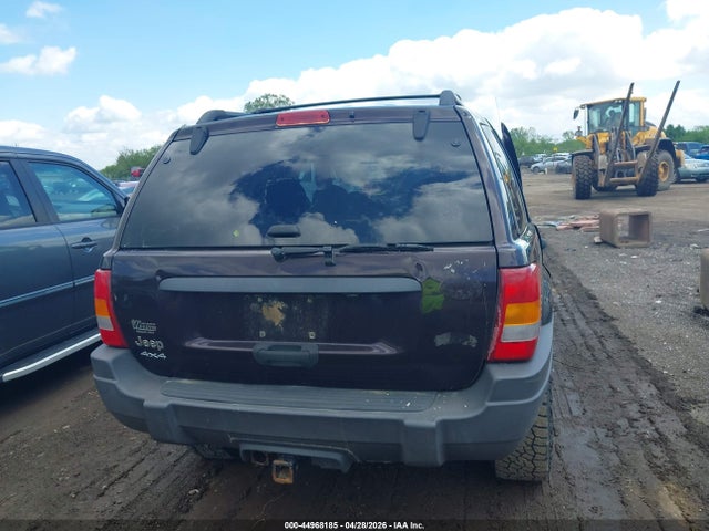 Jeep Grand Cherokee Laredo