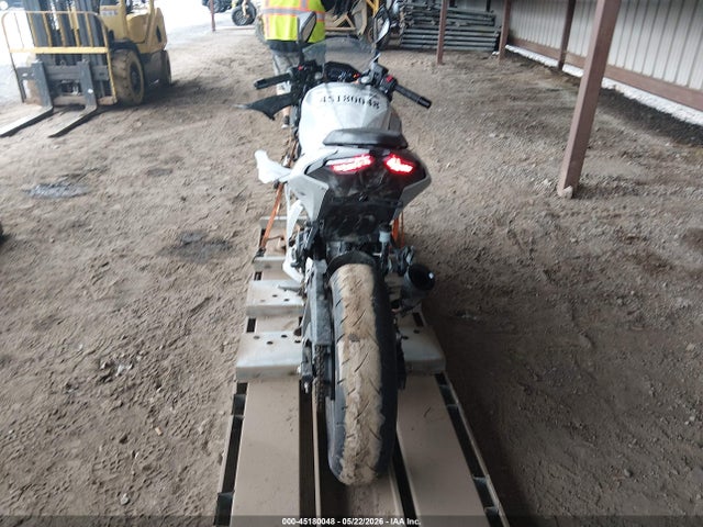 Kawasaki Ex500