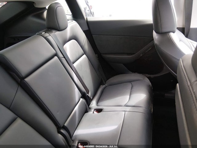 Tesla Model Y Rwd