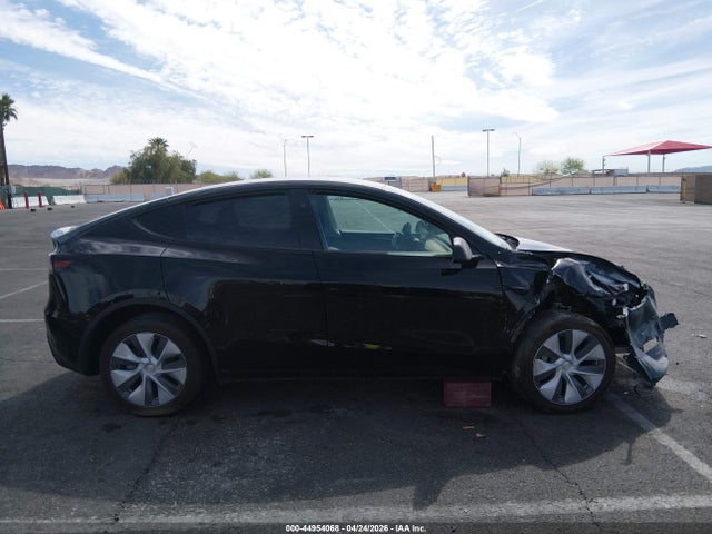 Tesla Model Y Rwd