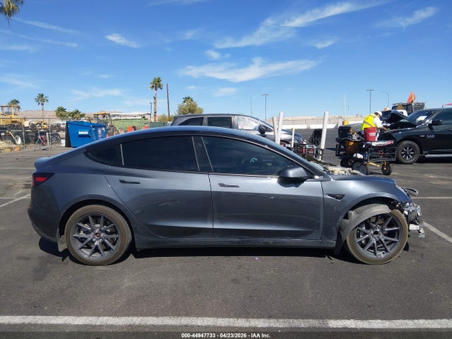 Tesla Model 3 Rear-wheel Drive