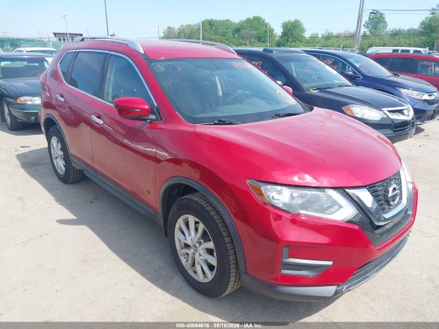 Salvage Nissan Rogue Image
