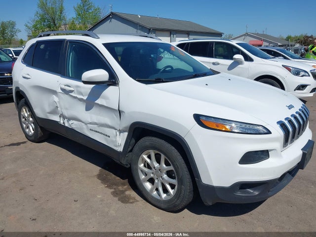 Salvage Jeep Cherokee Image