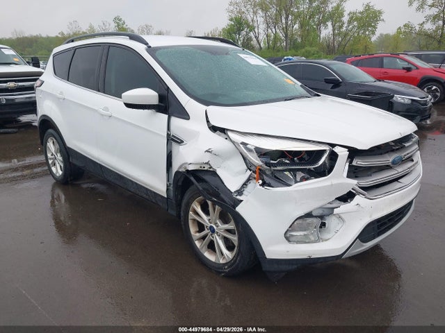 Salvage Ford Escape Image