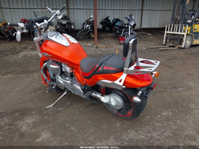 Suzuki Vzr1800