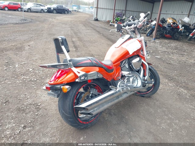Suzuki Vzr1800