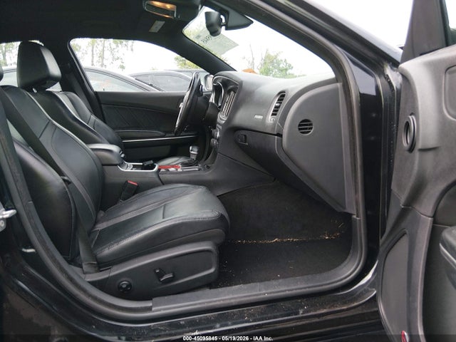 Dodge Charger Sxt