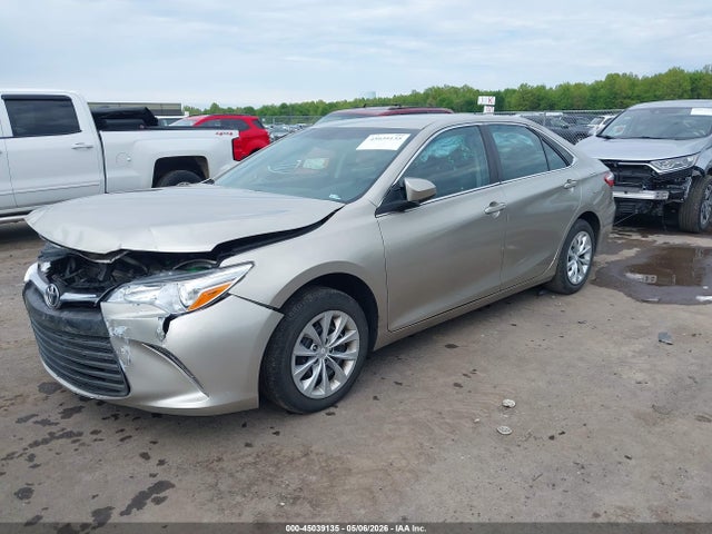 Toyota Camry Le