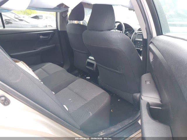 Toyota Camry Le